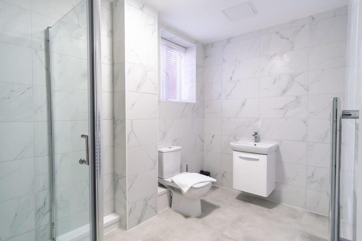Fabulous 1 Bedroom Apartment