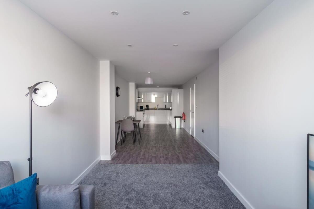 Fabulous 1 Bedroom Apartment Liverpool